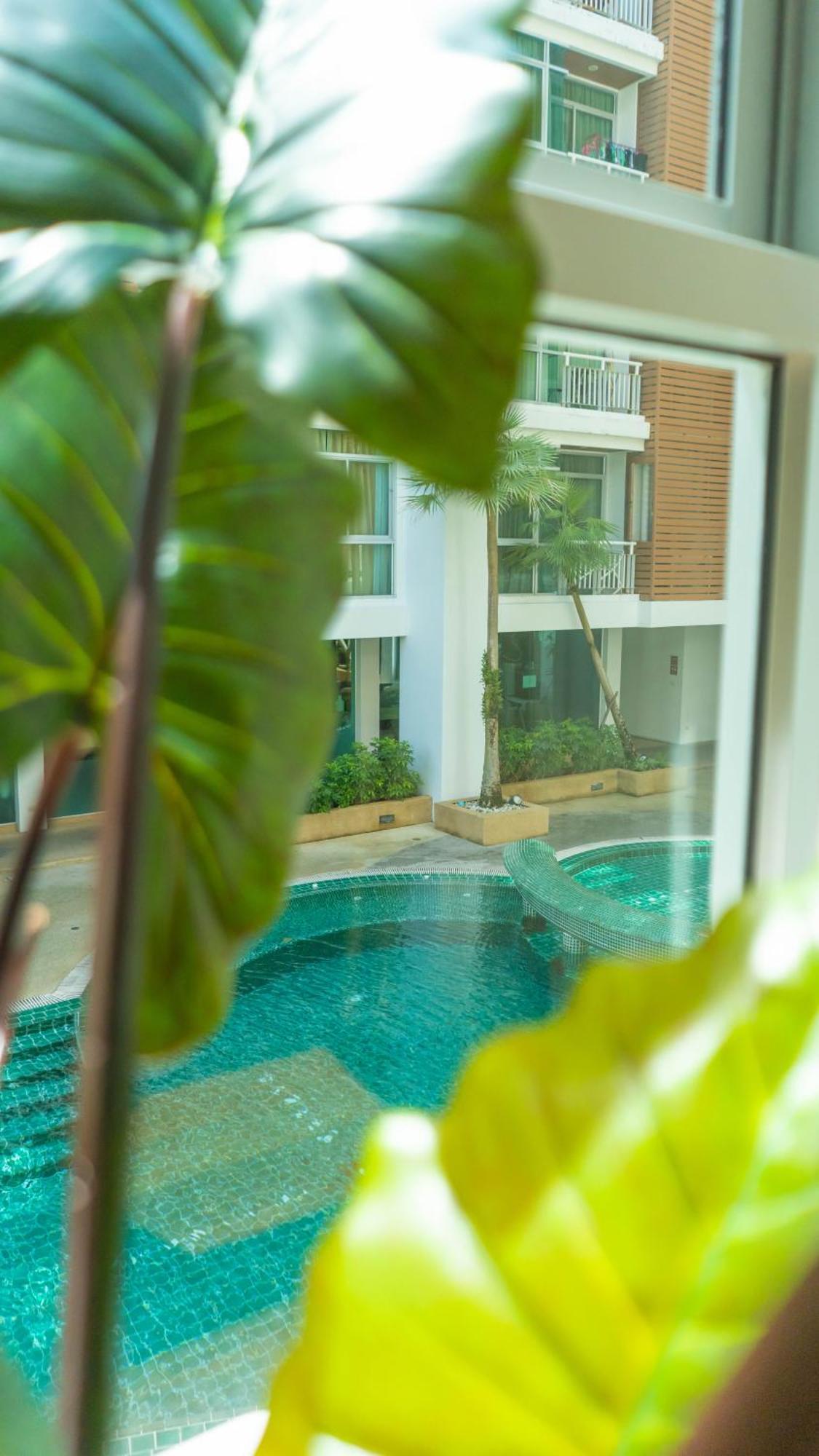 Recently Renovated Pool View Apartment In Modern Complex Patong Exteriör bild