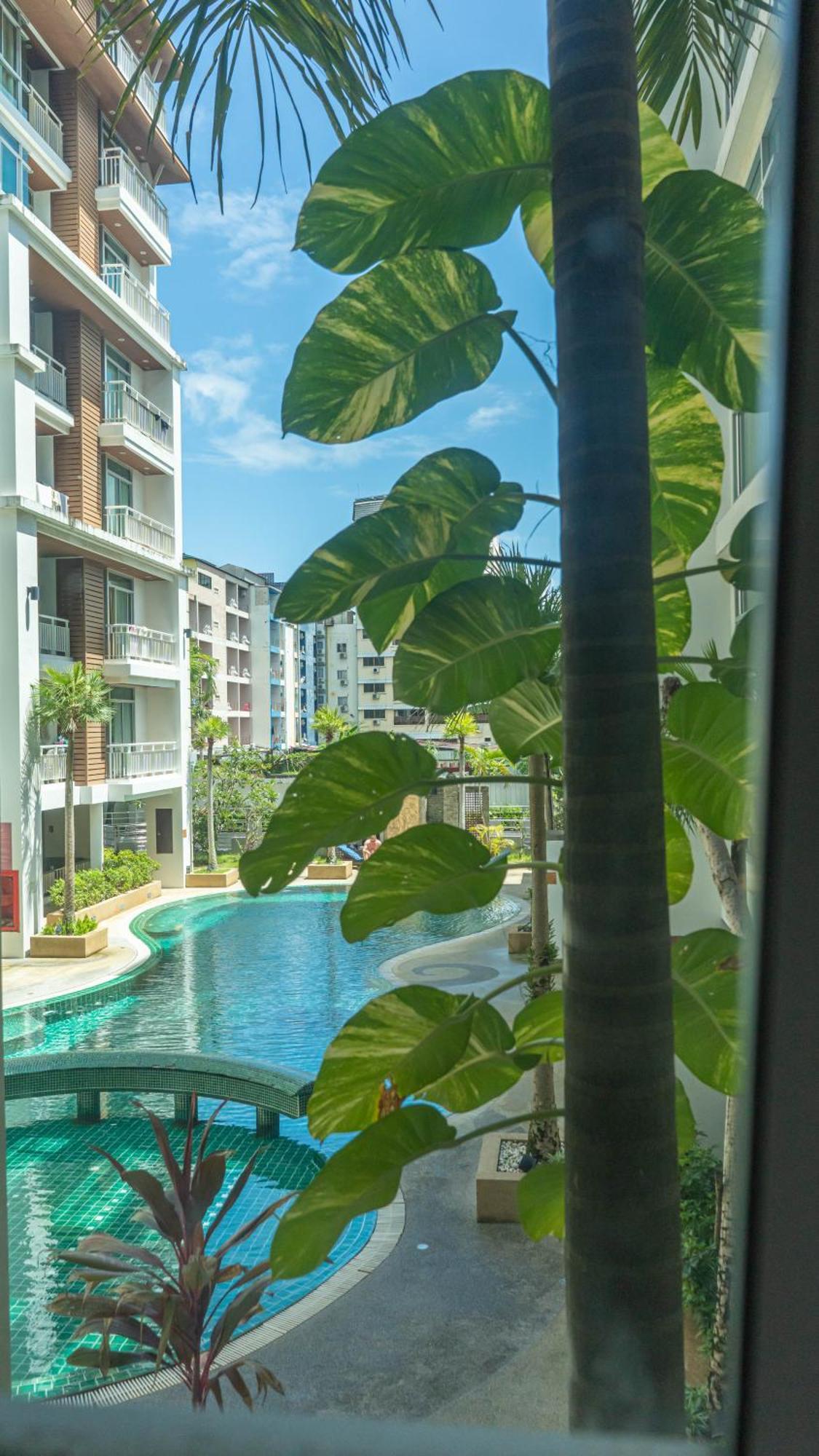 Recently Renovated Pool View Apartment In Modern Complex Patong Exteriör bild